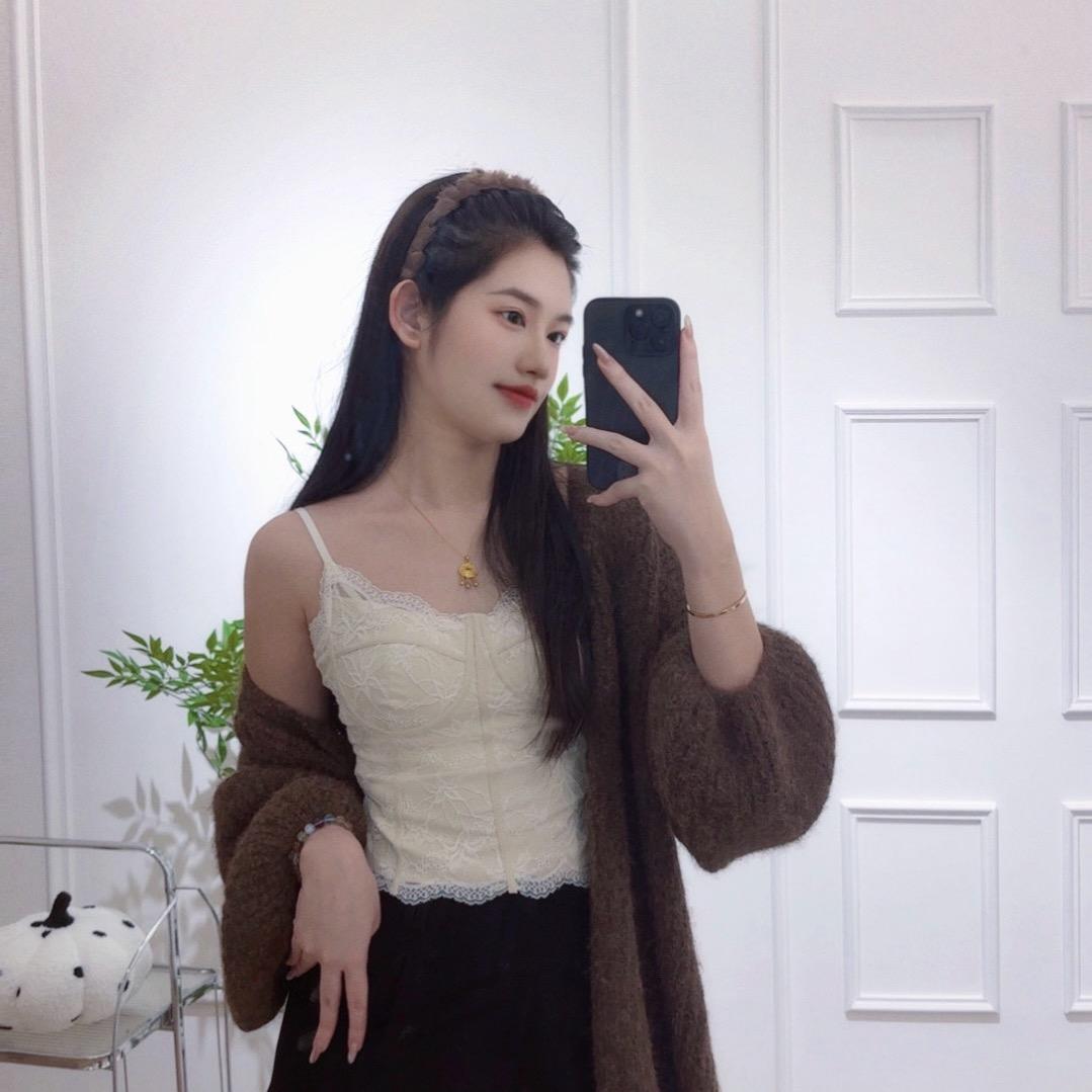 陈陈-内衣吊带源头