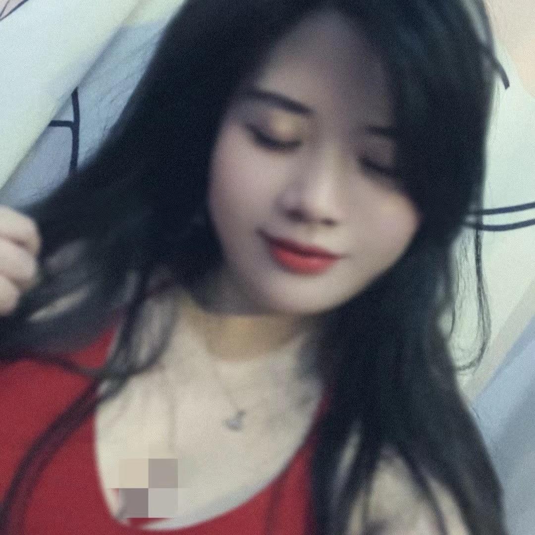 腼腆女人