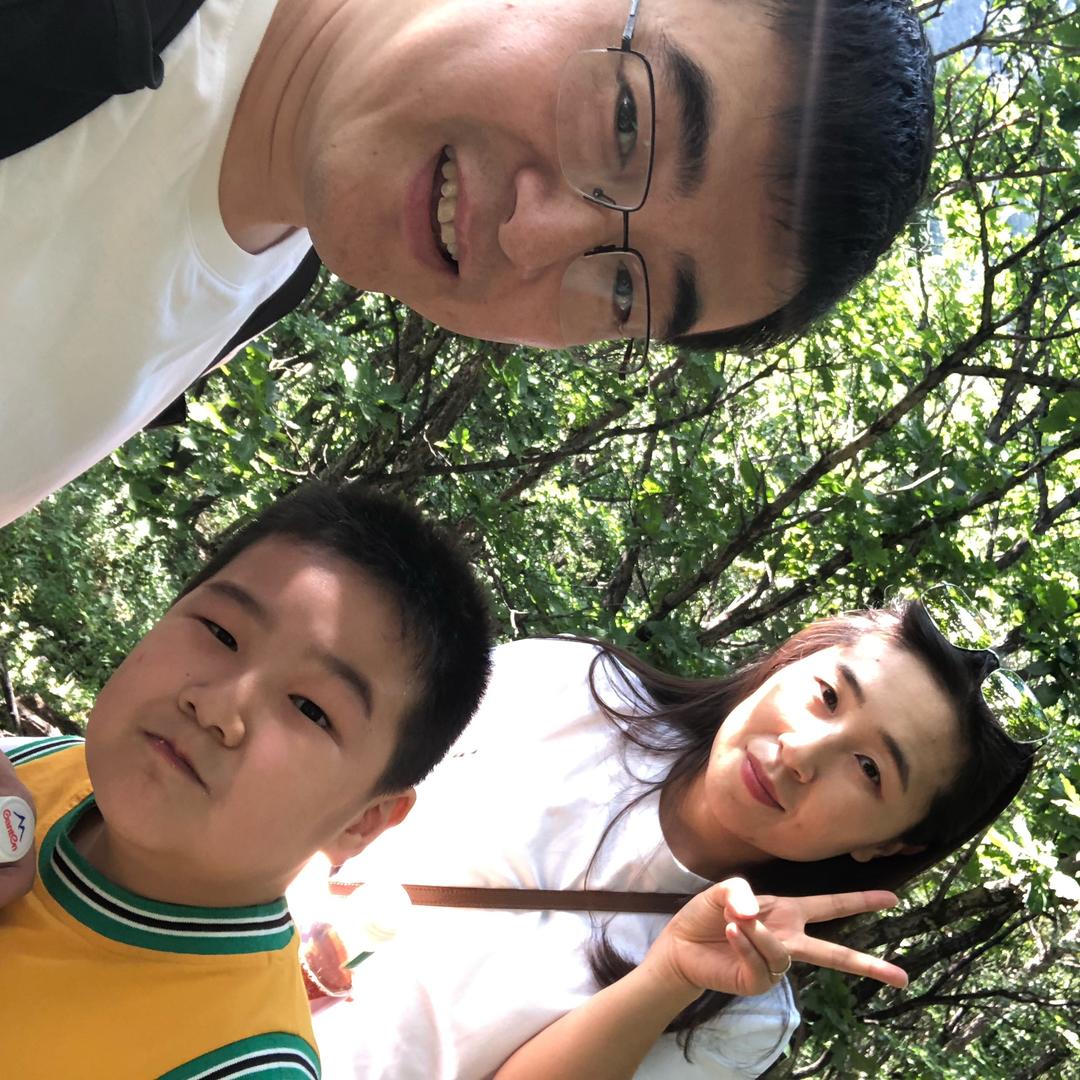 兜兜爸爸桀孑