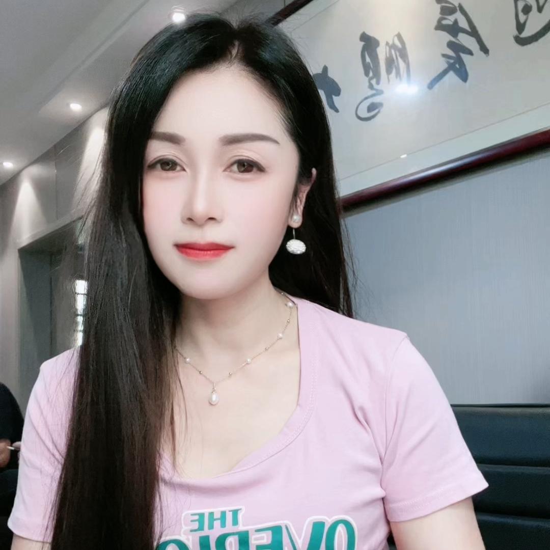 浅浅（丫头）