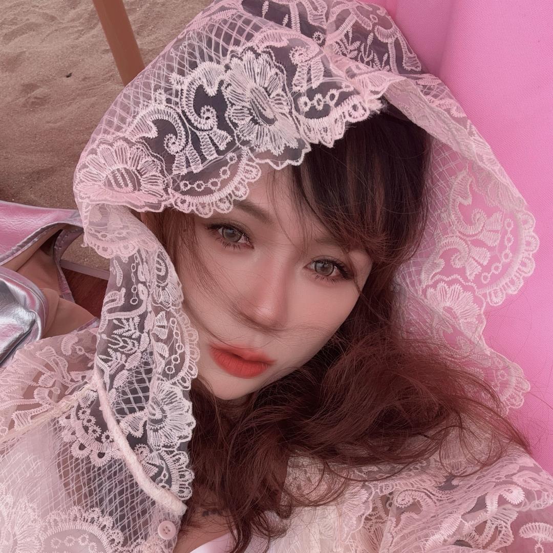 张小卷leo