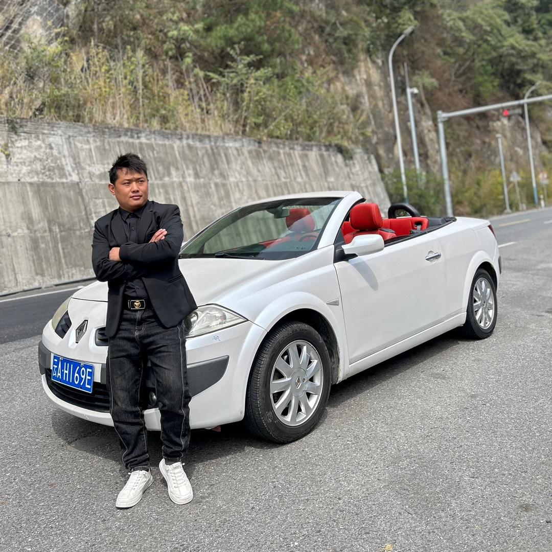 贡山县小李二手车经销店