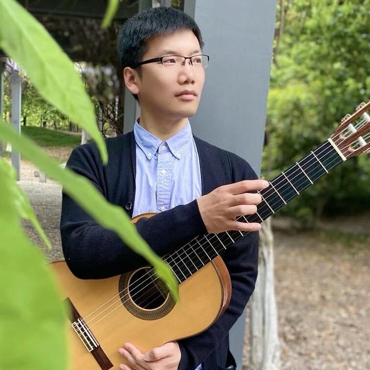 小鹤鹤古典吉他