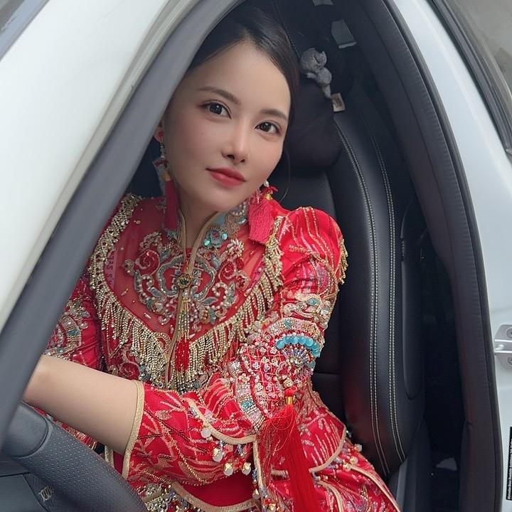 小乔中式嫁衣工厂店