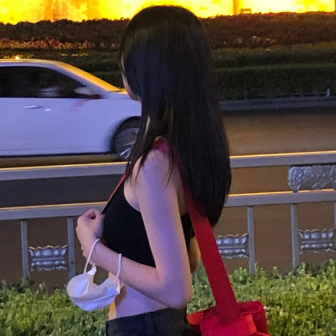 黄豆豆、