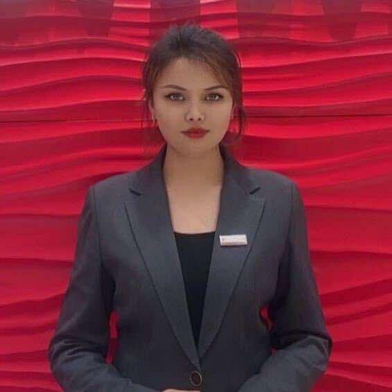 卖珠宝的小布呀