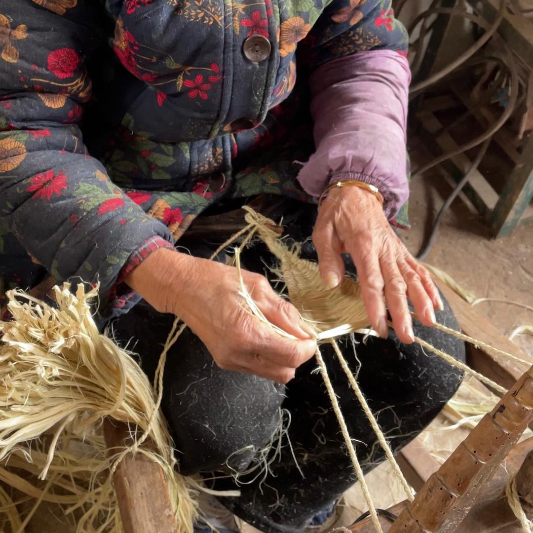 小小草鞋匠