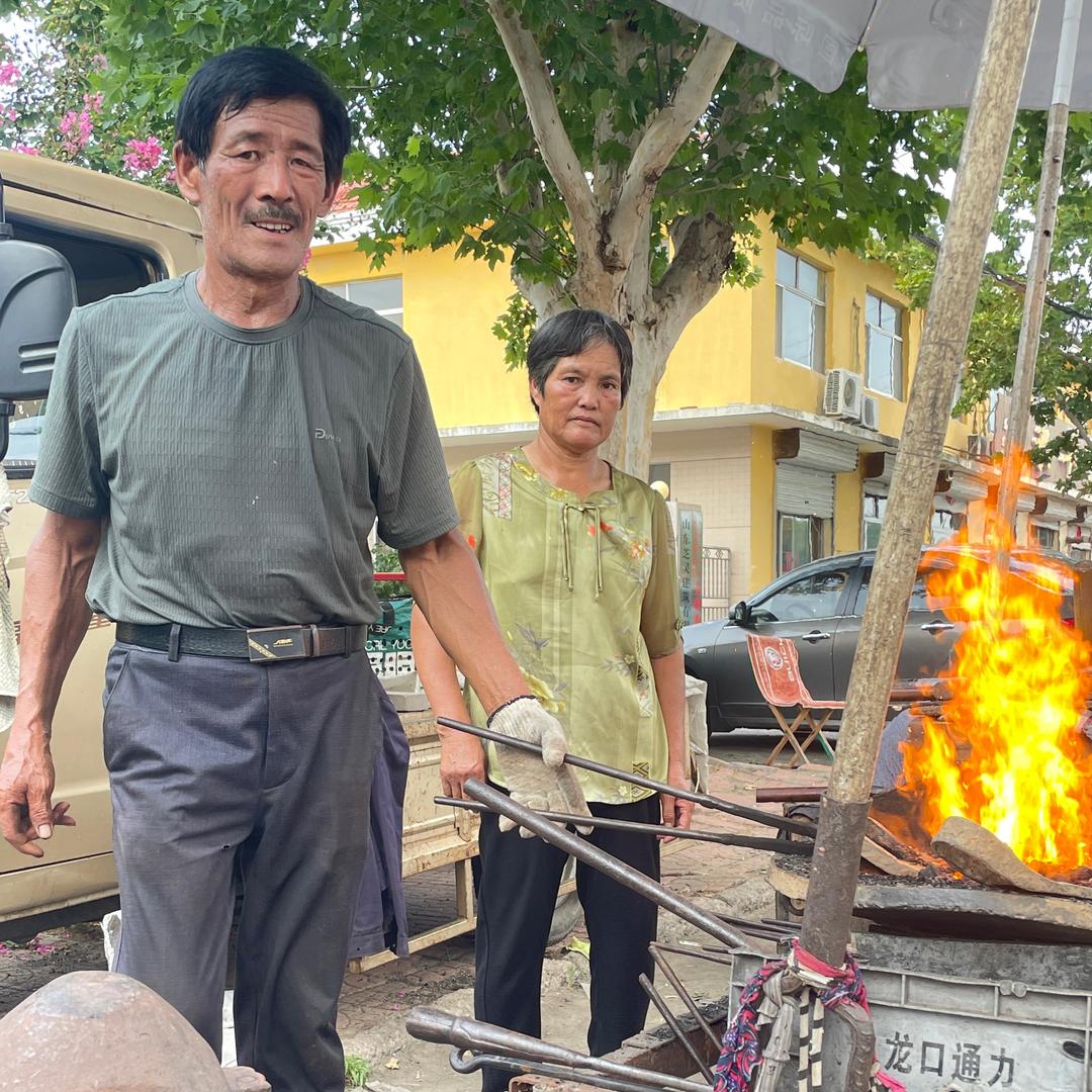 隋金强《铁匠铺》