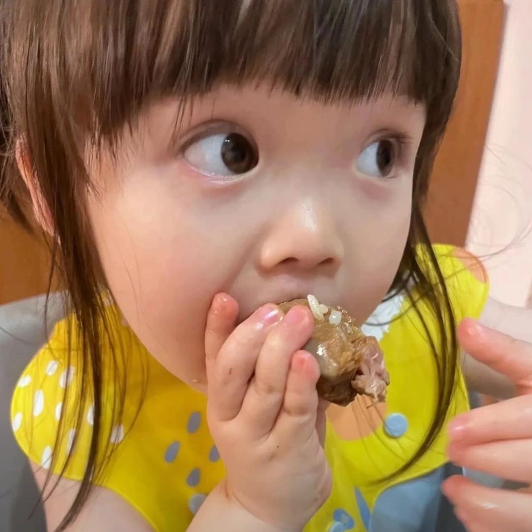 两颗葡萄.
