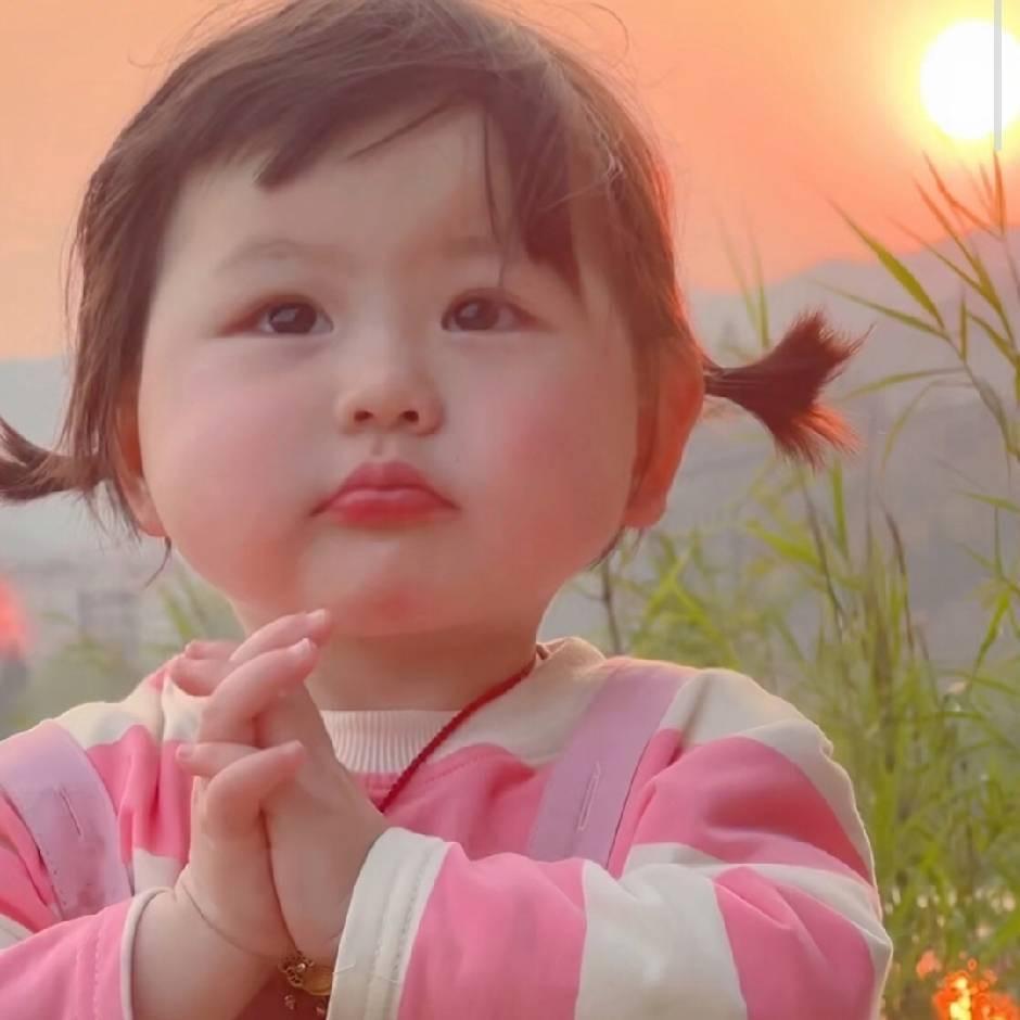 说了再见也不走，