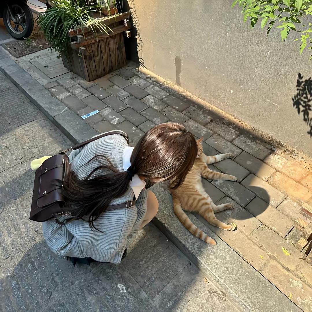 壹^
