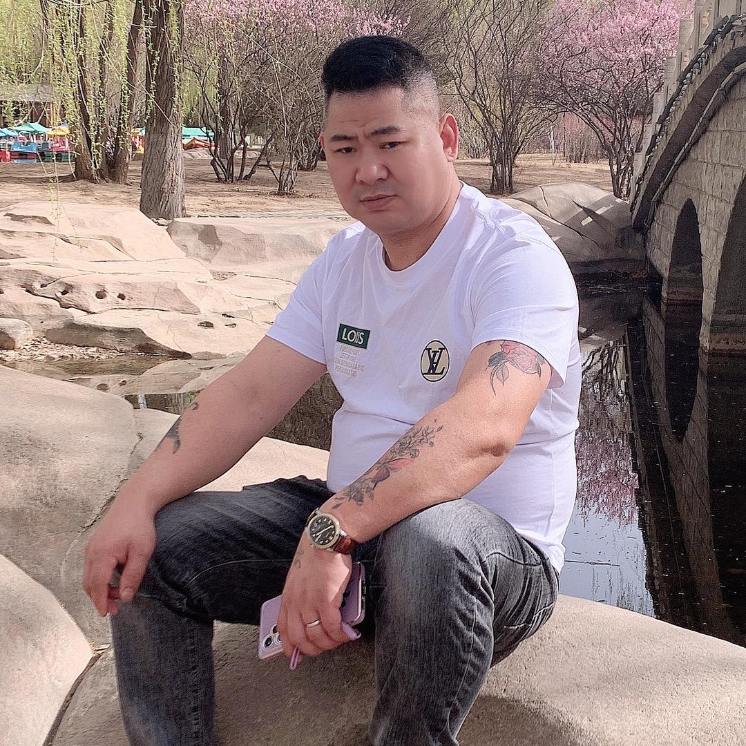🌺胡❤️哥🌺