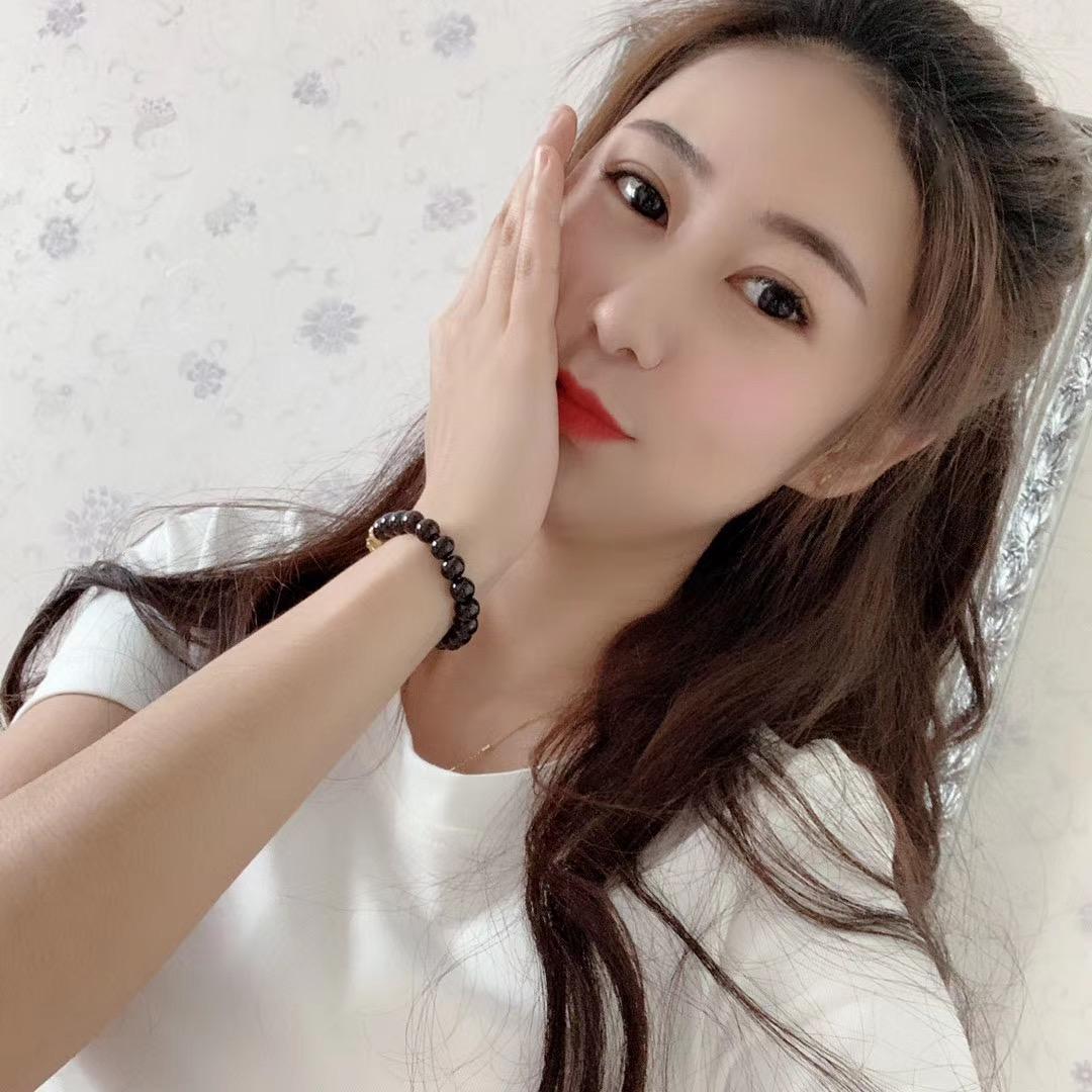 王小蝎       💕