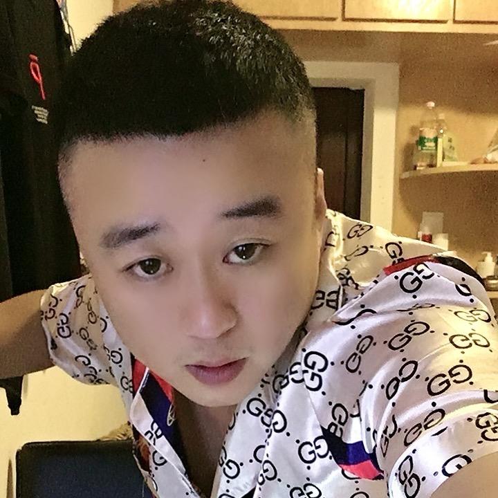 逗老三