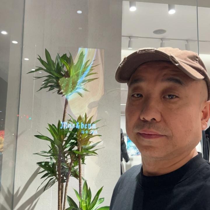 梓潼男装潮鞋邓哥