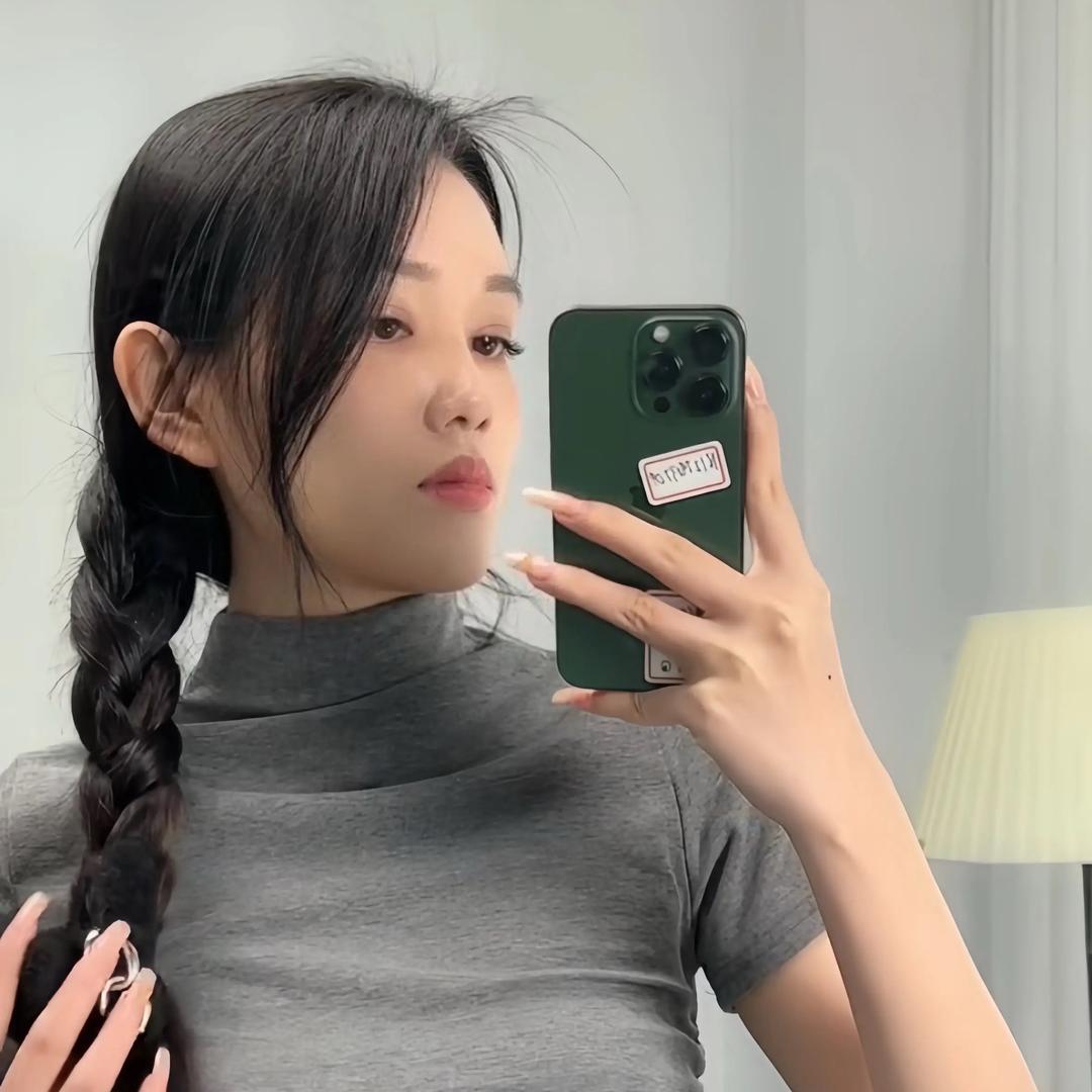 七七.