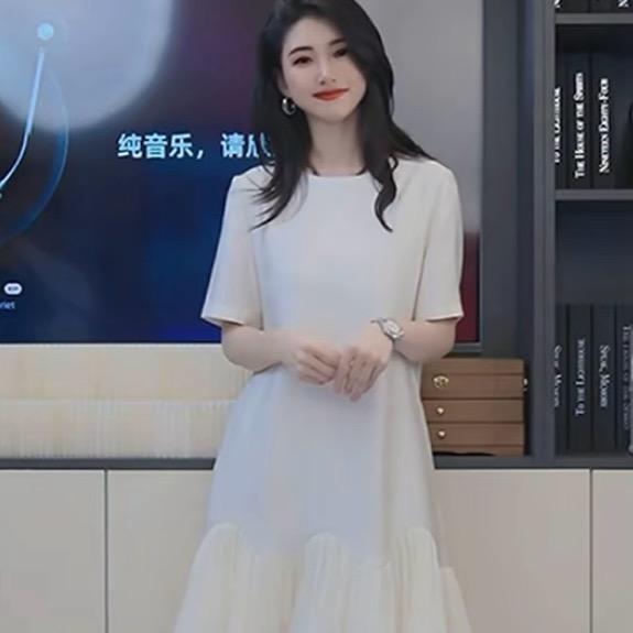 深圳南油西西高端定制女装