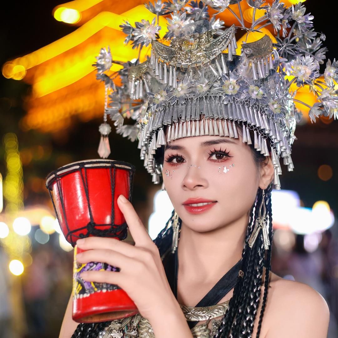 WU~小姐呀 !