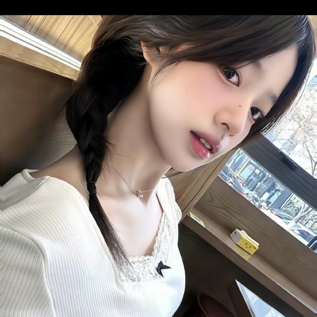 小Y.