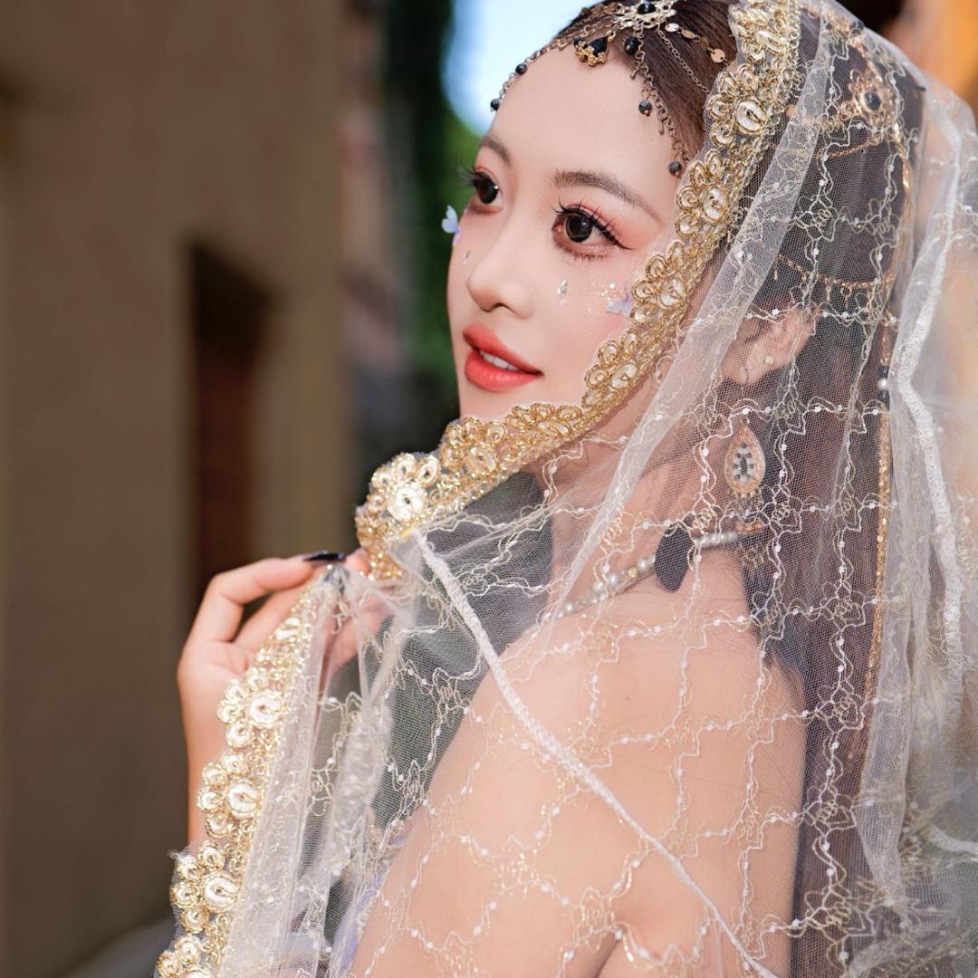 龙小姐