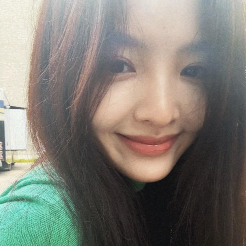 用户0704་