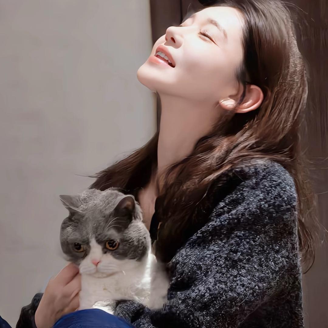 小肥.