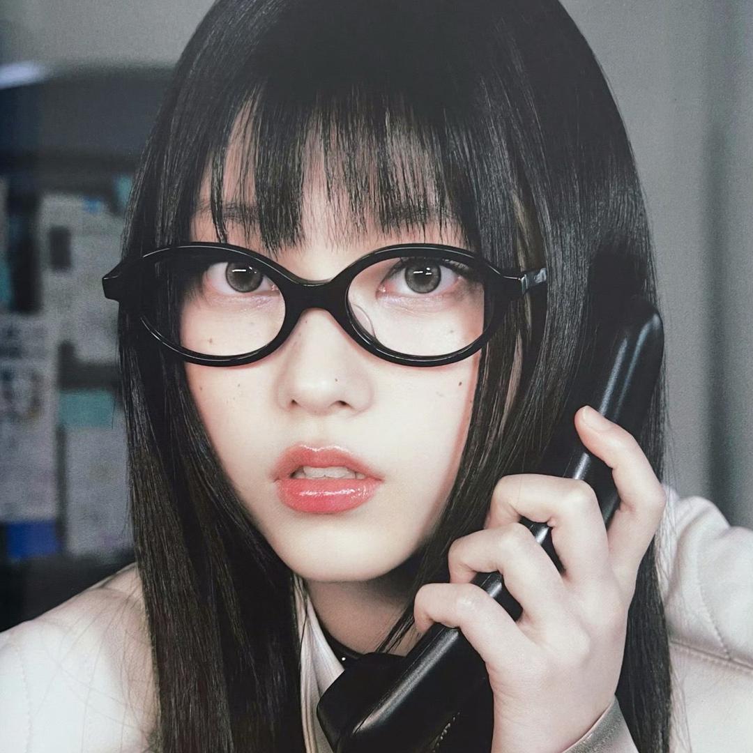 看到我要叫我别熬夜