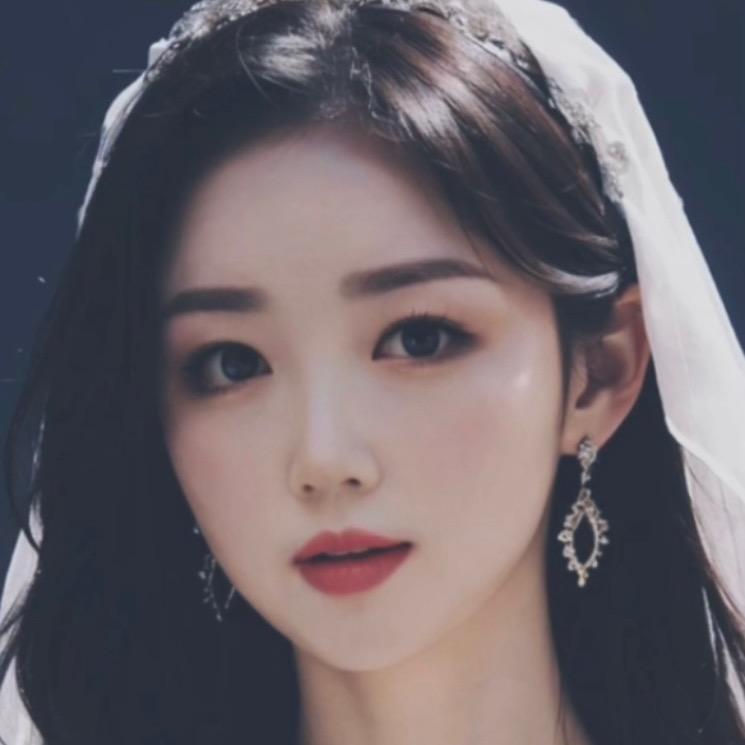 小奶茶🧚🏻‍♀️🧚🏻‍♀️