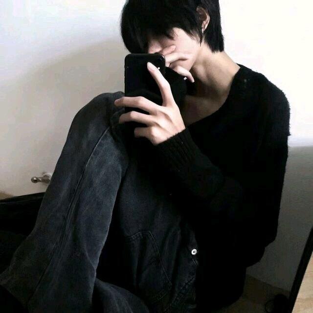 小哭泣