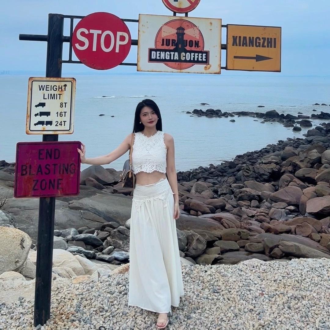 舒婷（舒妆美容）