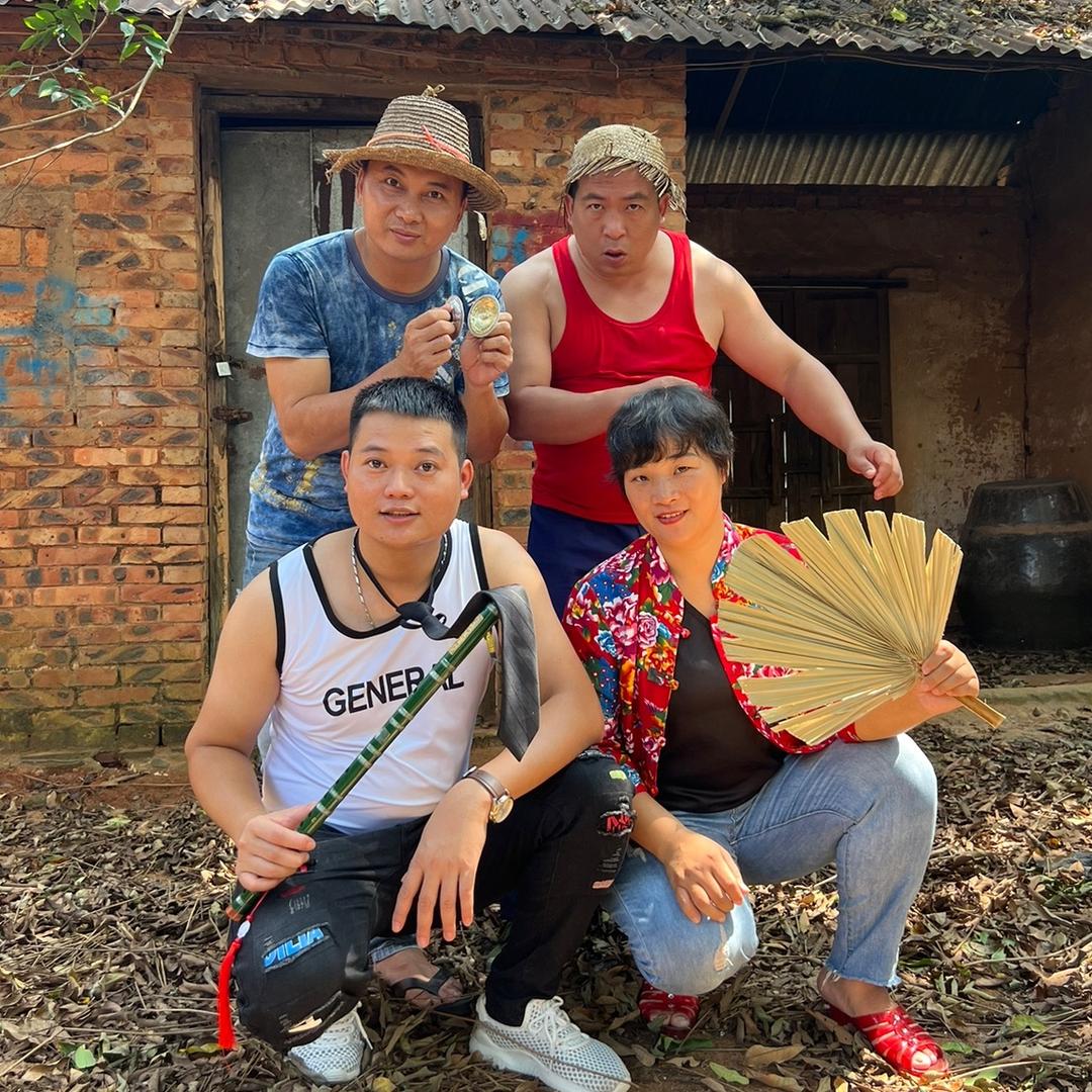 玩显去家族