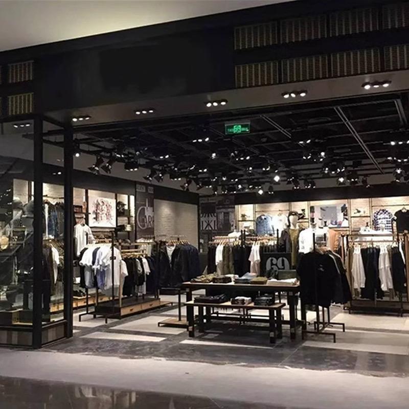 LEEAFGKOO潮品店