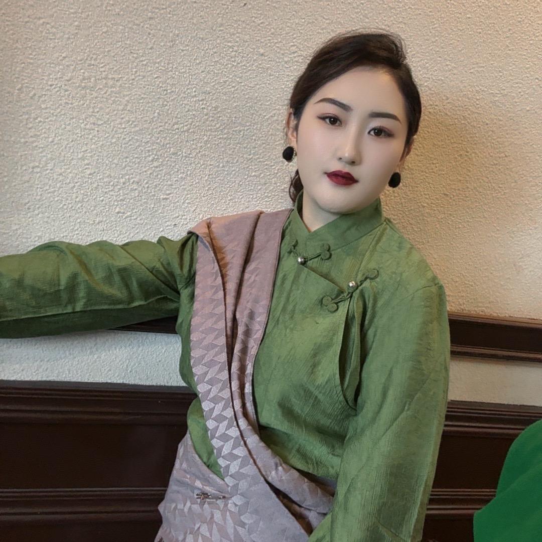 🌹         苍  Z