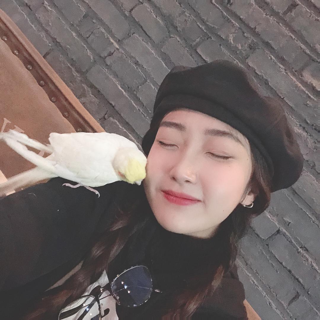 潘虹呀