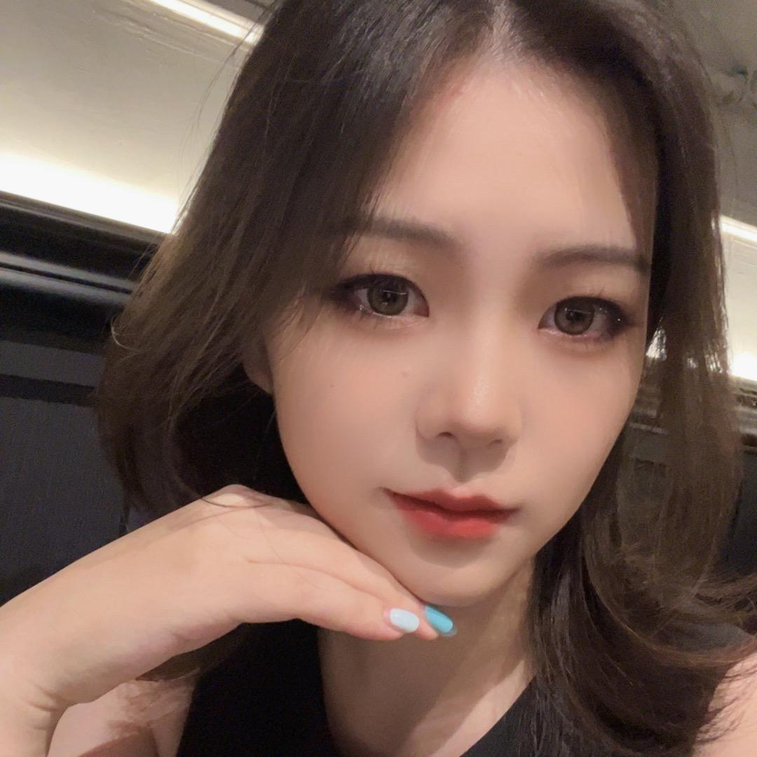 娜娜呐呐