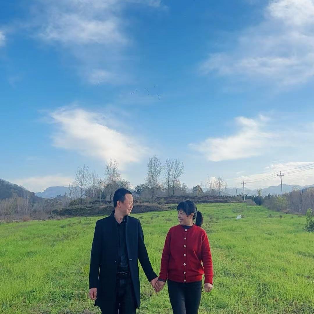 洛宁慕纱慕姿黛尔内衣专卖店，👙👙