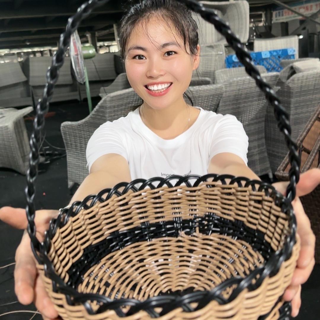 柒月