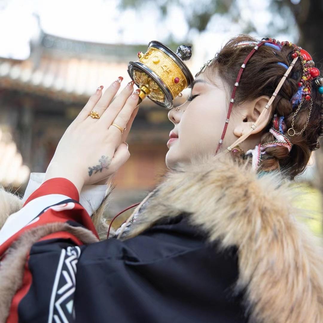 @烈酒#伴浓烟&