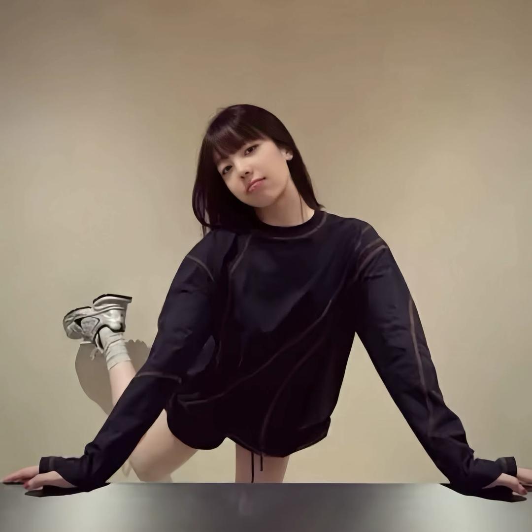 小蕾..