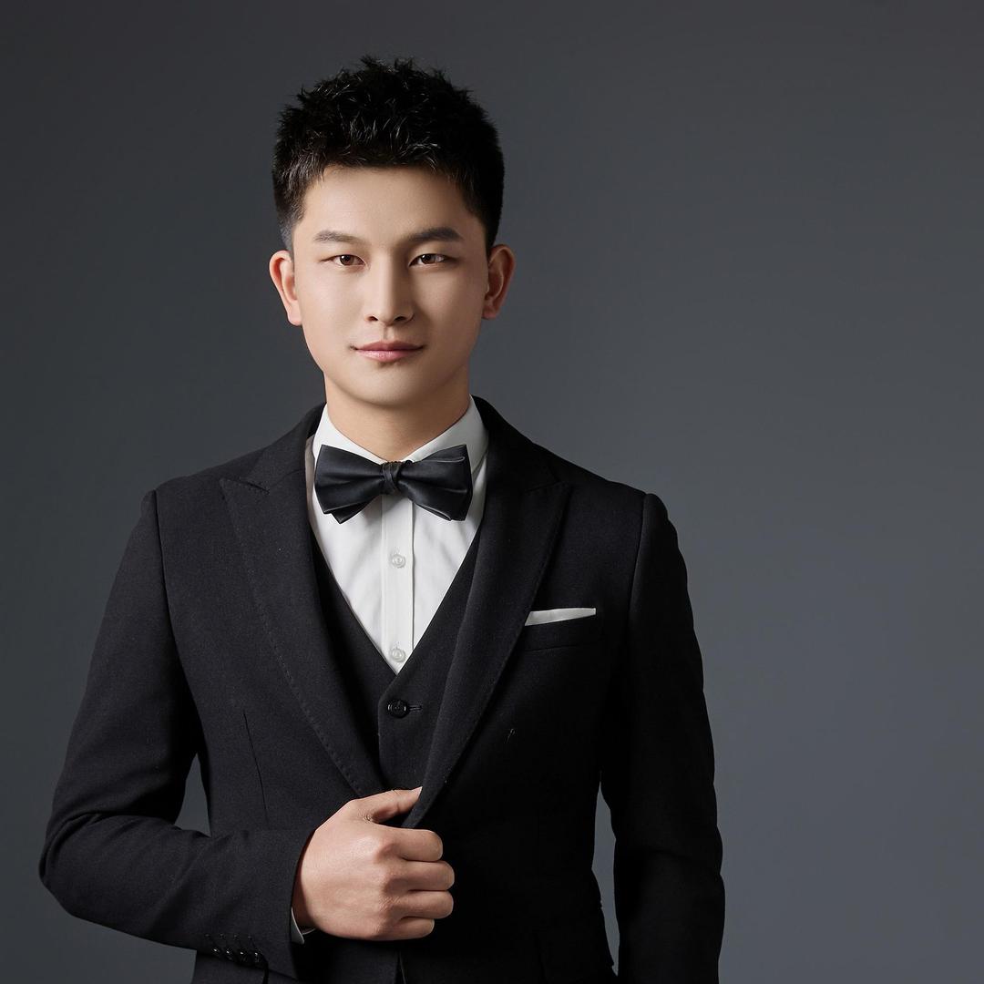 曲靖金融江哥.银行带款