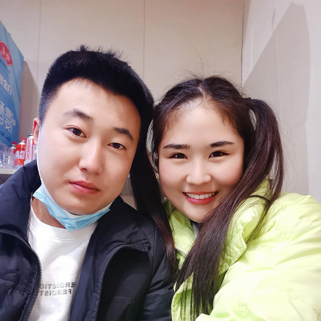 白三三