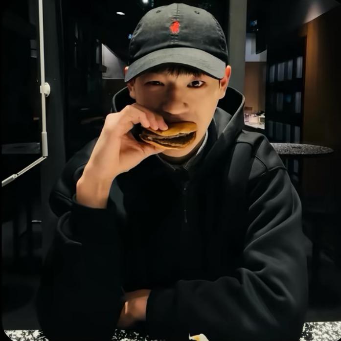 放 映.