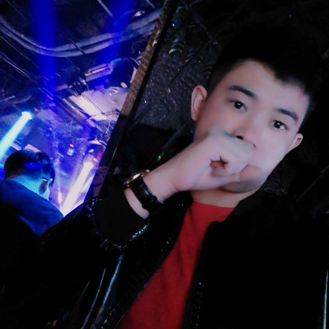 贼船上的海盗🏴‍☠️