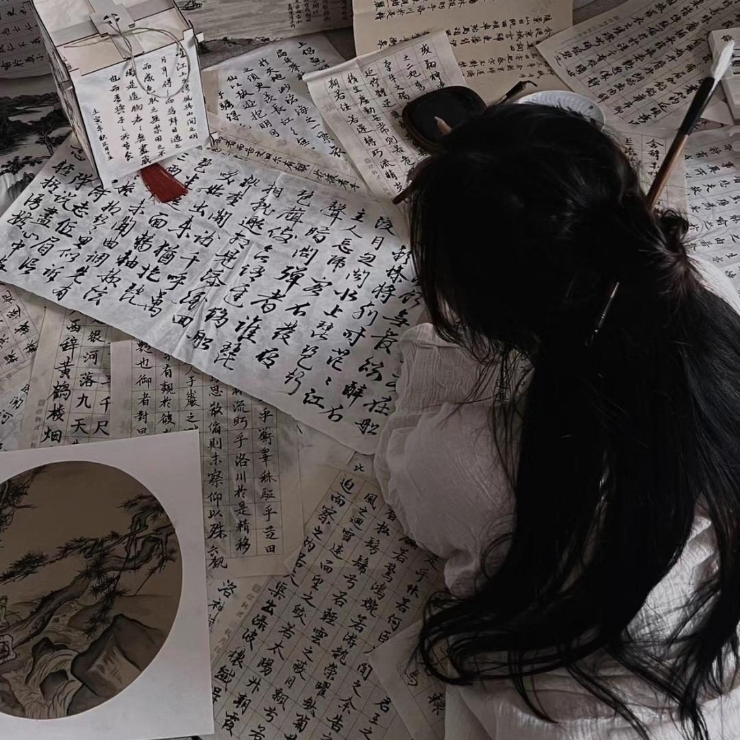 绝情小美.