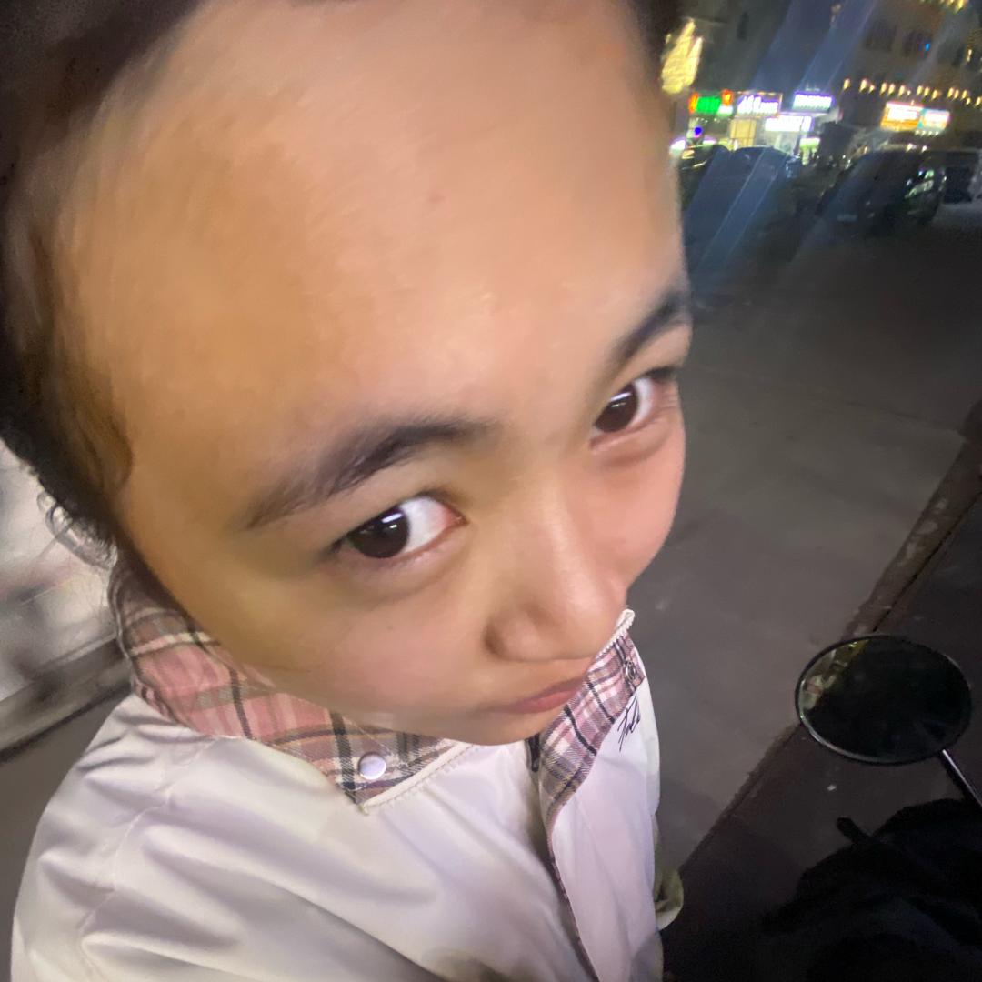 请叫我大帅哥.