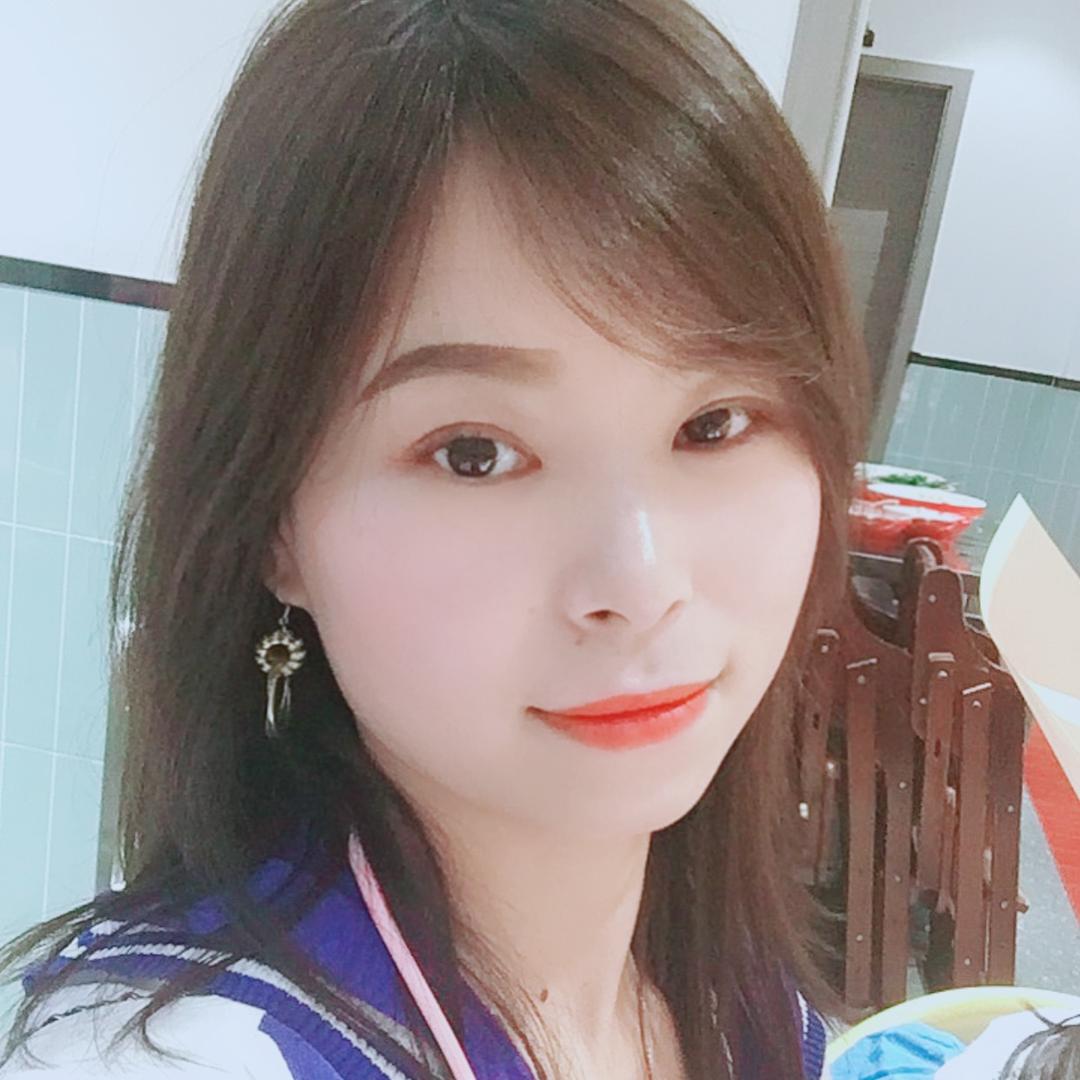 淡定姐～烧烤小姐姐