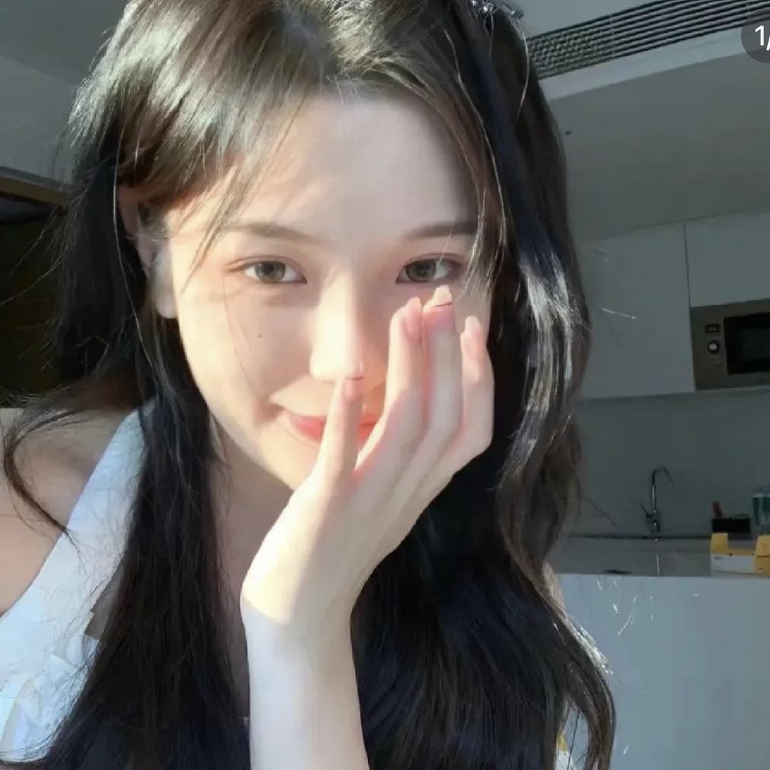 周周@