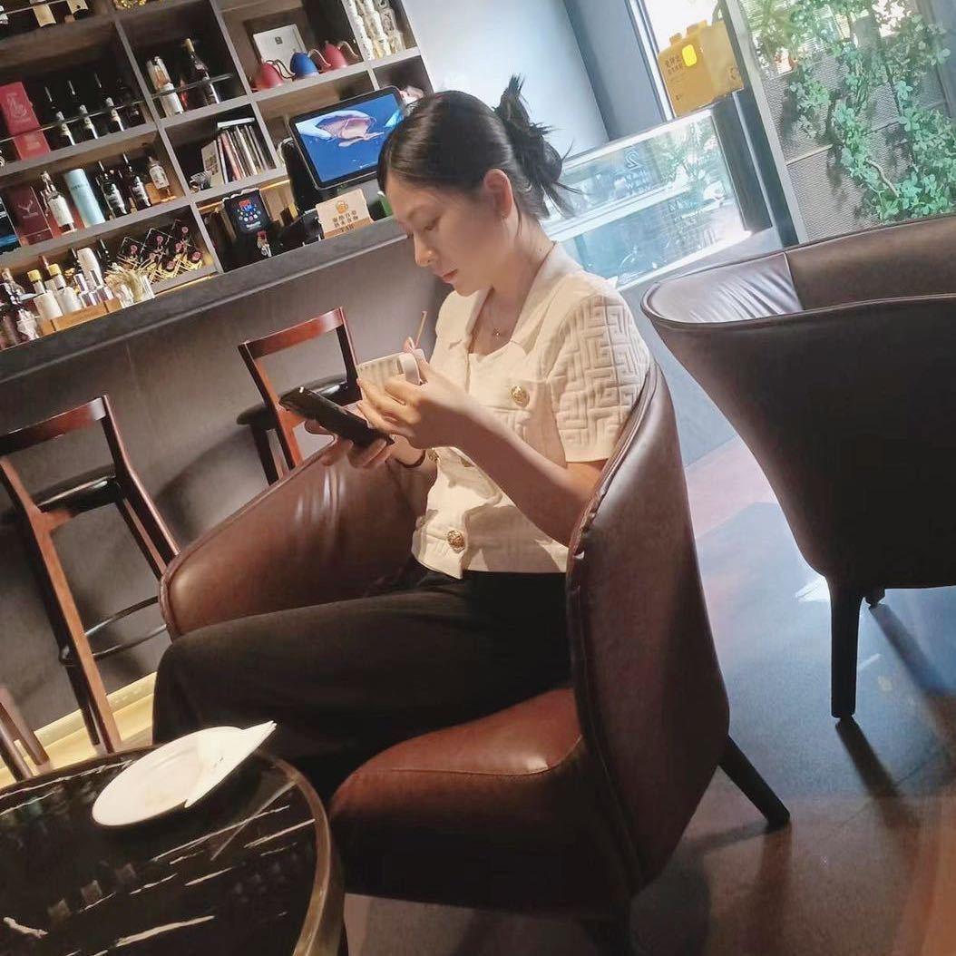 星辰美容_璐儿🐢🐢