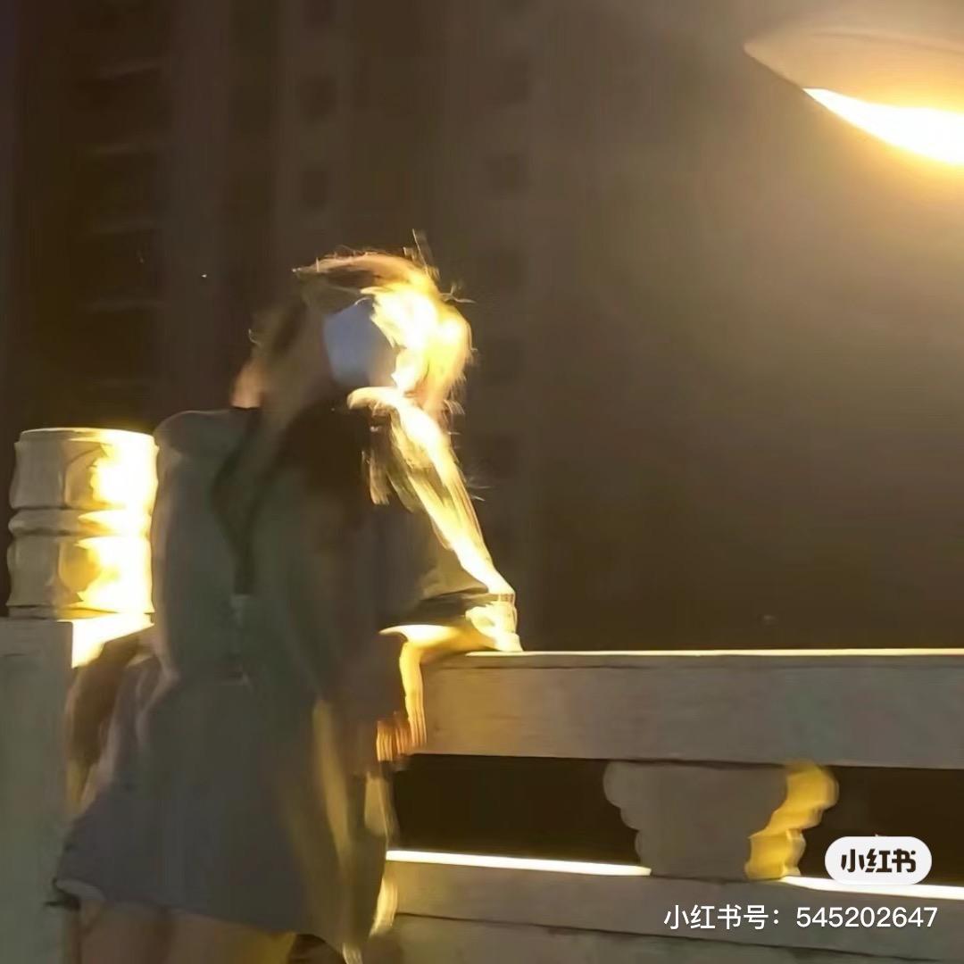 里纸萱