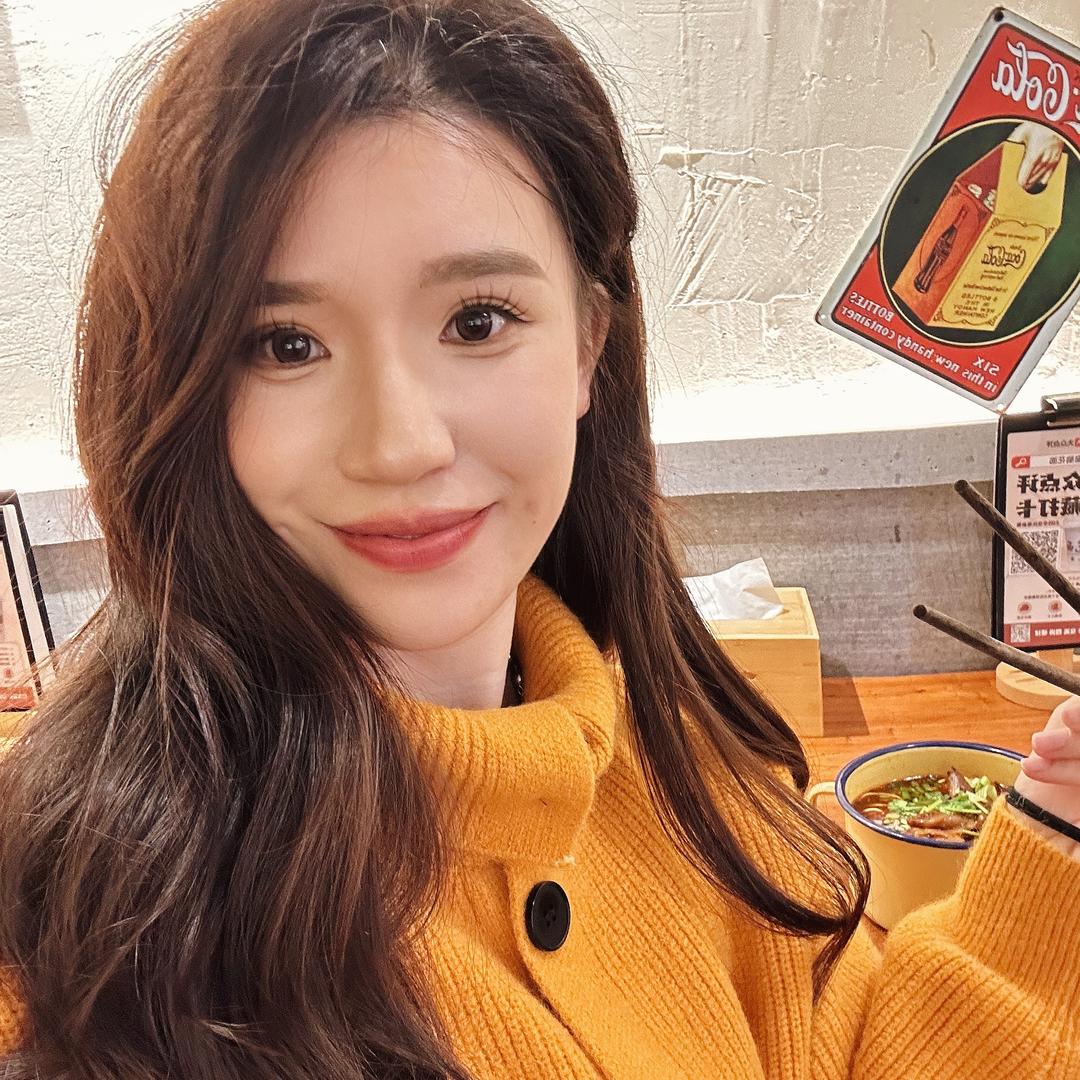 白菜姐姐孕期穿搭